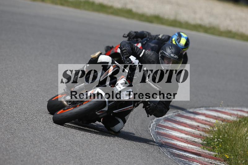 Archiv-2023/24 23.05.2023 Speer Racing ADR/Freies Fahren rot und gelb/11